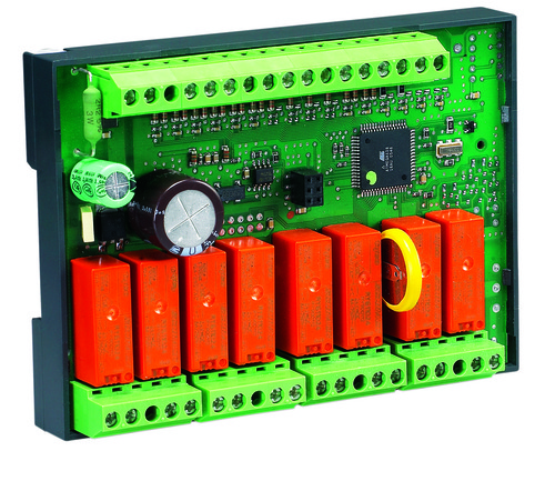 Millenium 3 NB20- 12I/8O R 230VAC